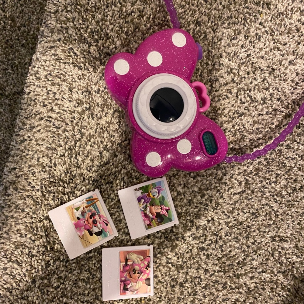 Minnie “Picture Perfect” Camera - Picture 3 of 3